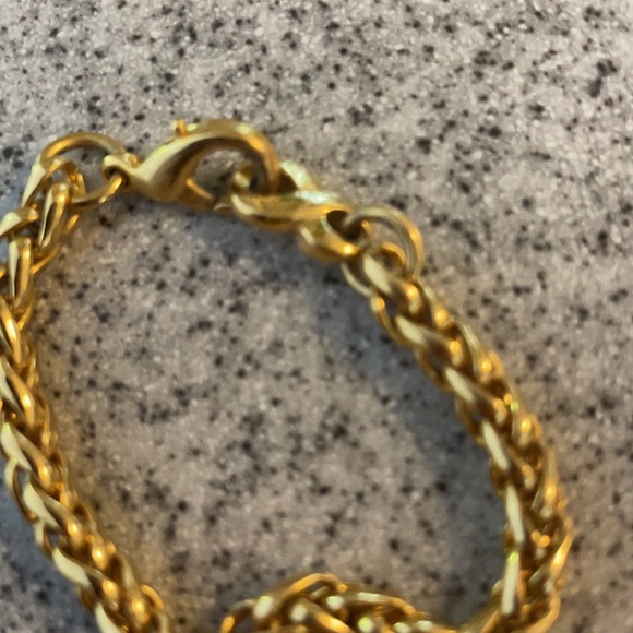 EUC Kenneth Lane Maltese Cross necklace - Picture 5 of 7